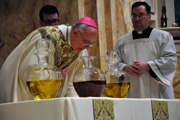 Pope Francis blessing Oil